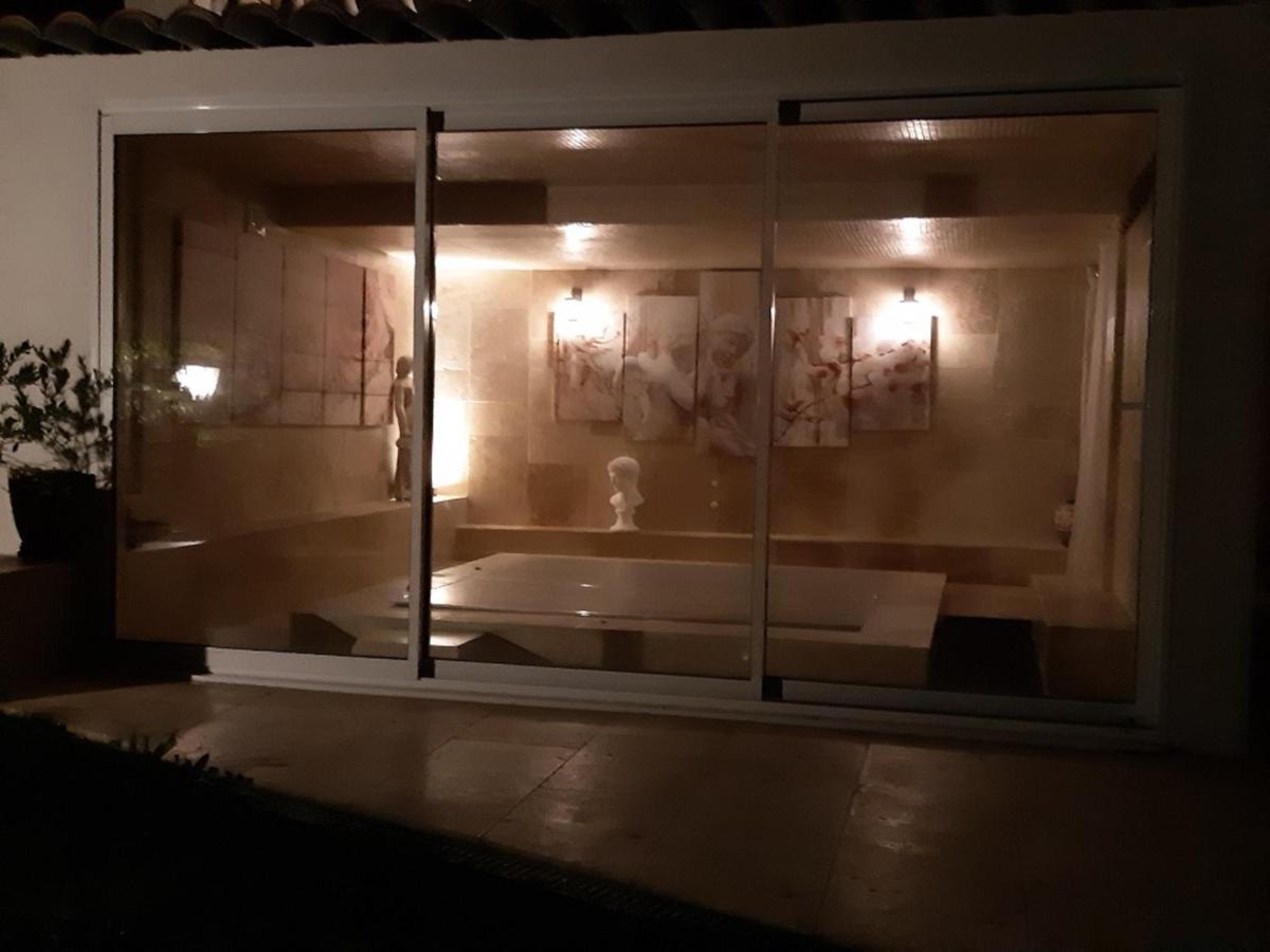 Chambres D'Hotes- Piscine, Spa, Tennis Belcodene Buitenkant foto